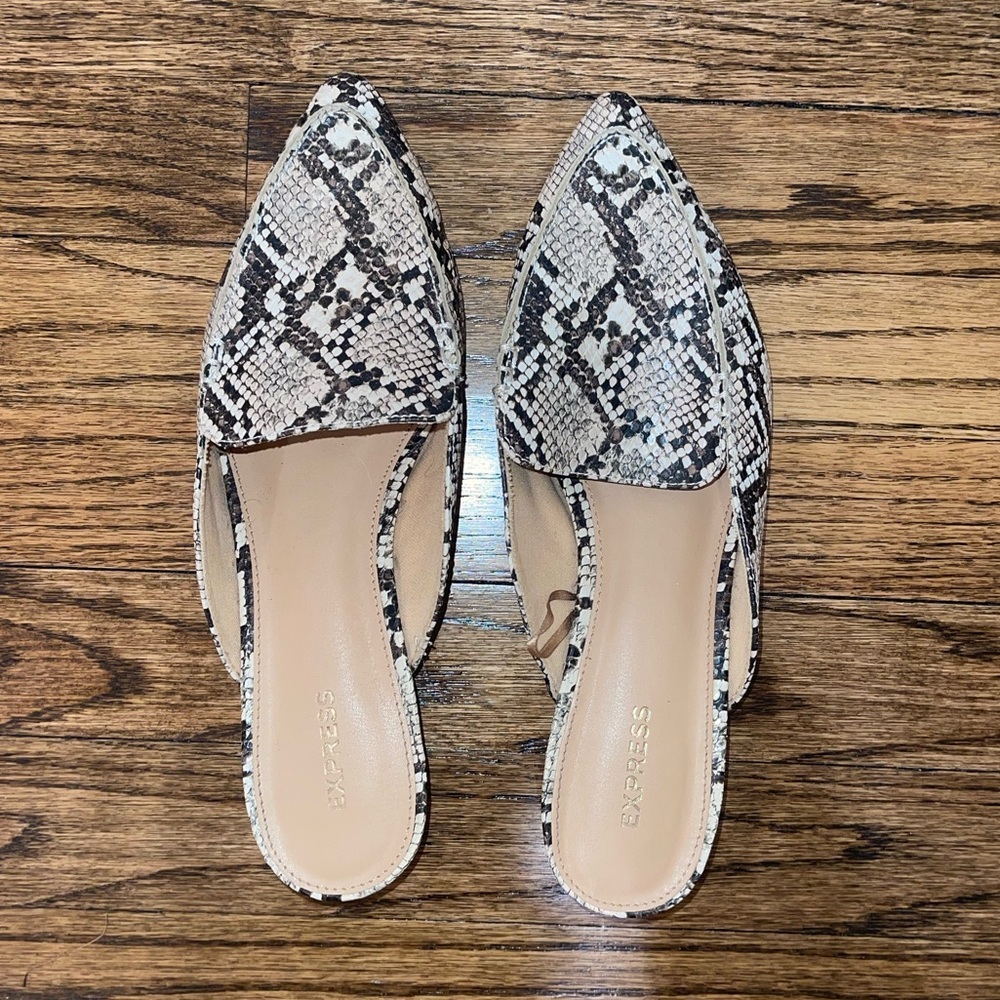 Express Snake Print Mule - Picture 2 of 2